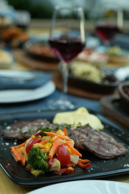 Food served inside a fancy eatery. Image used for illustration purposes. PHOTO/Pexels.