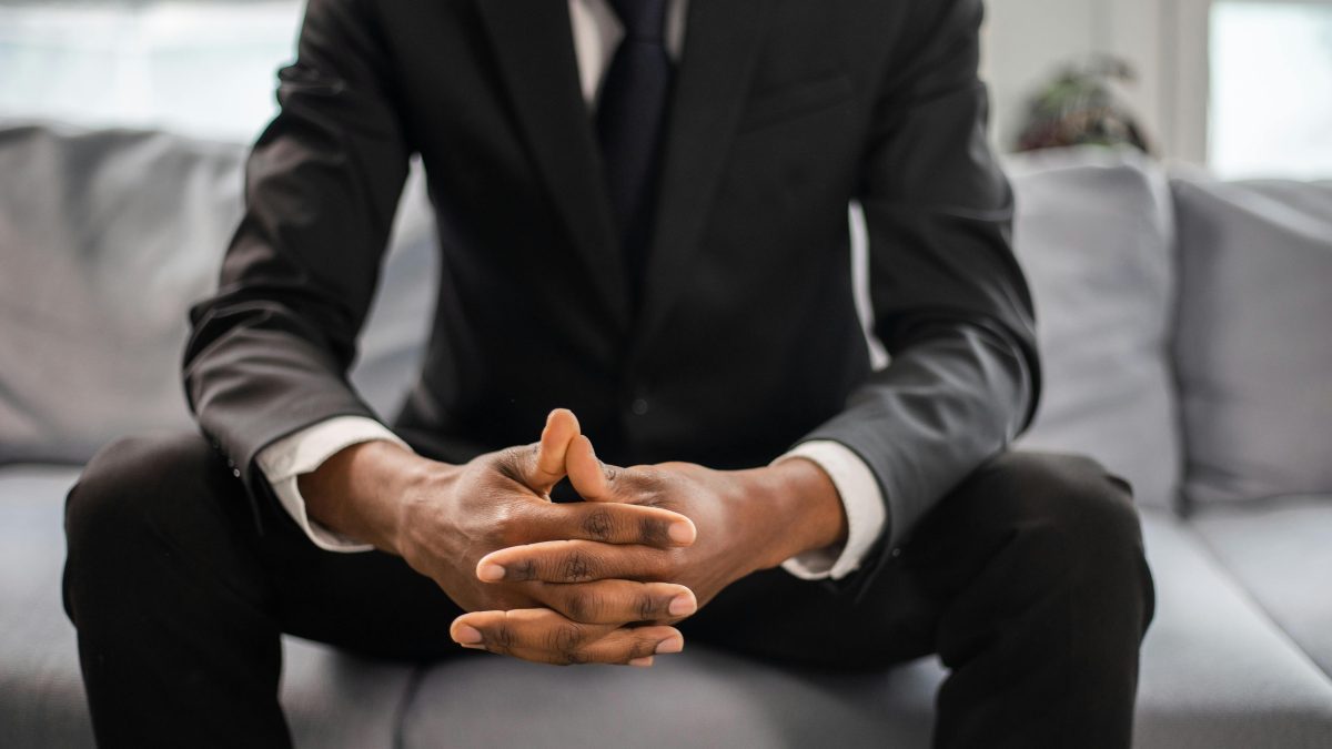 5 reasons why modern men should get their nails done every month