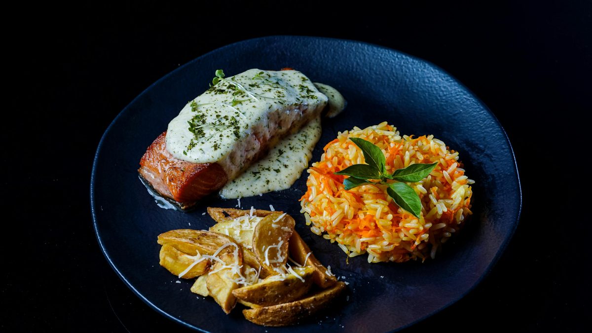 Coleslaw and 6 other fancy dishes you should know before ordering at posh hotels