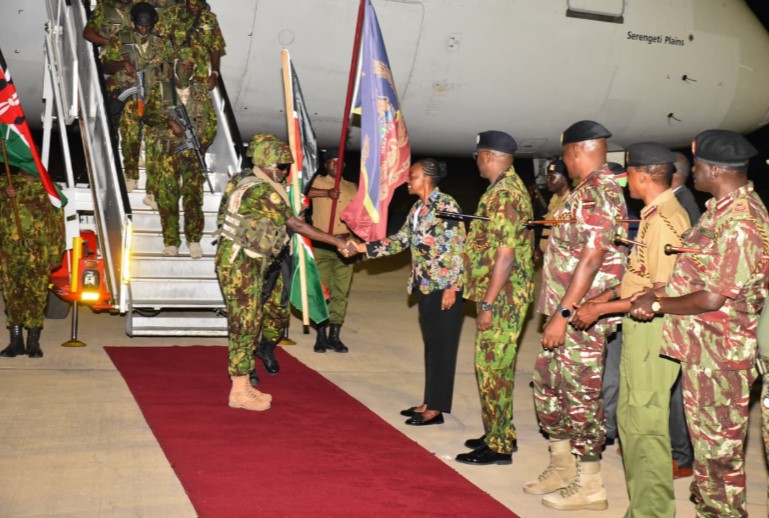 First batch of kenyan officers arrrive from Haiti. PHOTO/@APSKenya/X