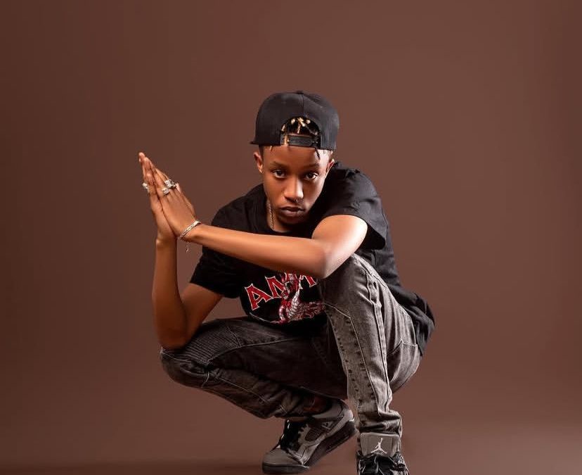 Sean MMG shares struggle with time zone adjustment following UK arrival