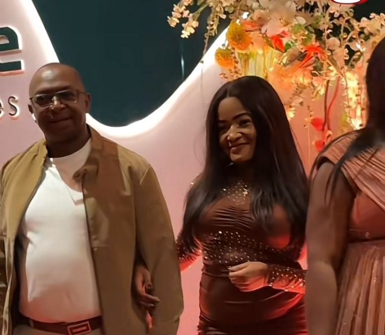 Simon Kabu poses with his niece Pauline. PHOTO/Screengrab by K24 Digital.