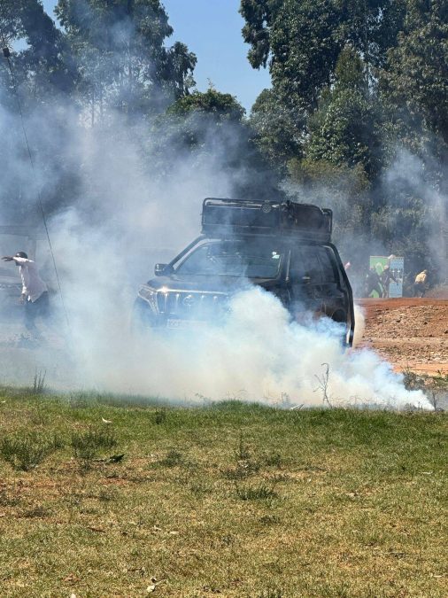 Teargas cannisters lobbed at a church service attended by Rigathi Gachagua. PHOTO/ https://www.facebook.com/DPGachagua