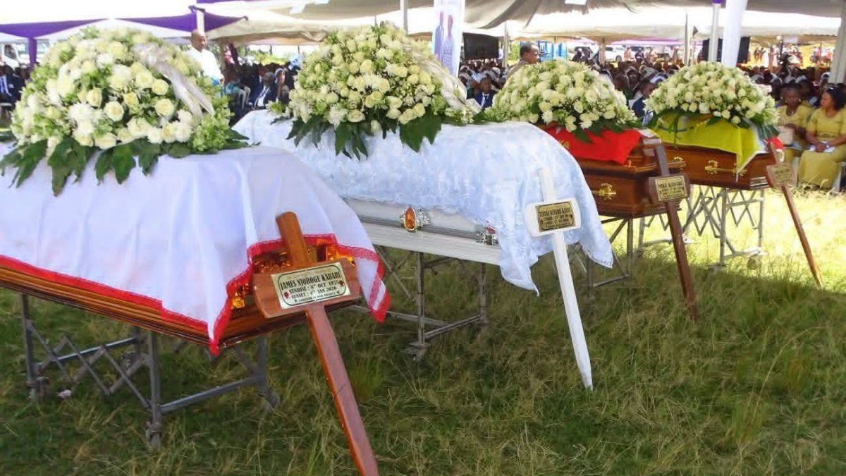 Emotions run high in Gatundu as relatives who died in grisly Naivasha crash are buried