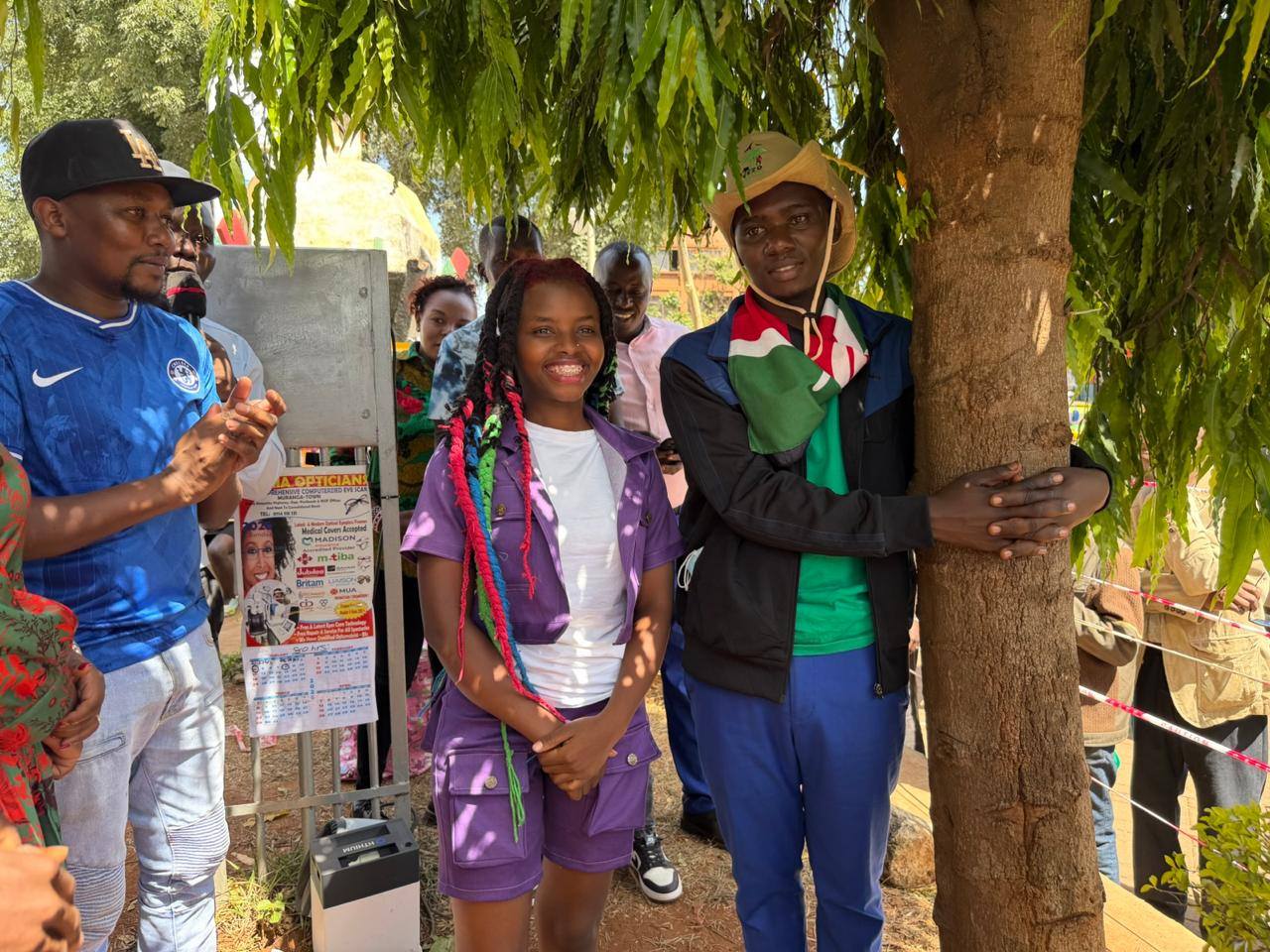 Truphena Muthoni visits Murang’a pastor on 80-hour tree-hugging challenge