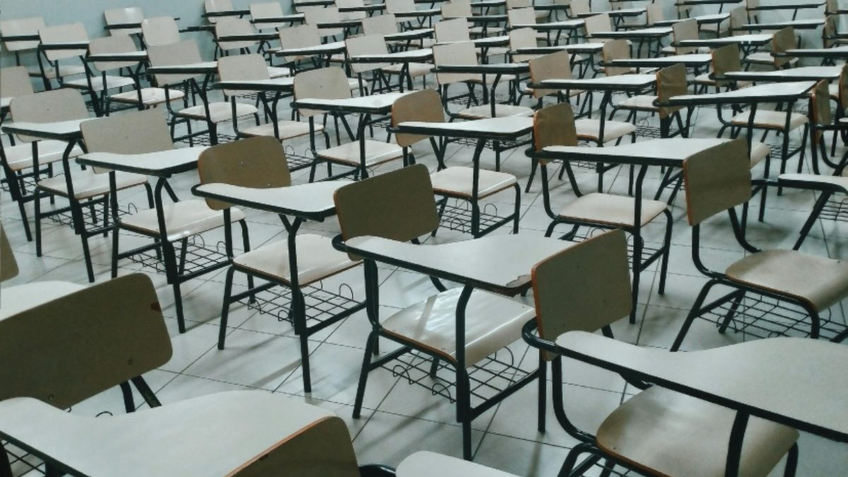 An empty classroom. Image is used for illustration. PHOTO/Pexels