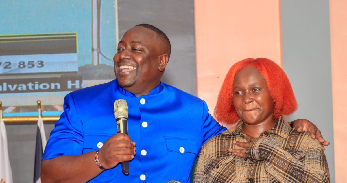 Kanyari with Marion during church service. Pastor Kanyari during the service. PHOTO/https://www.facebook.com/prophetkanyari
