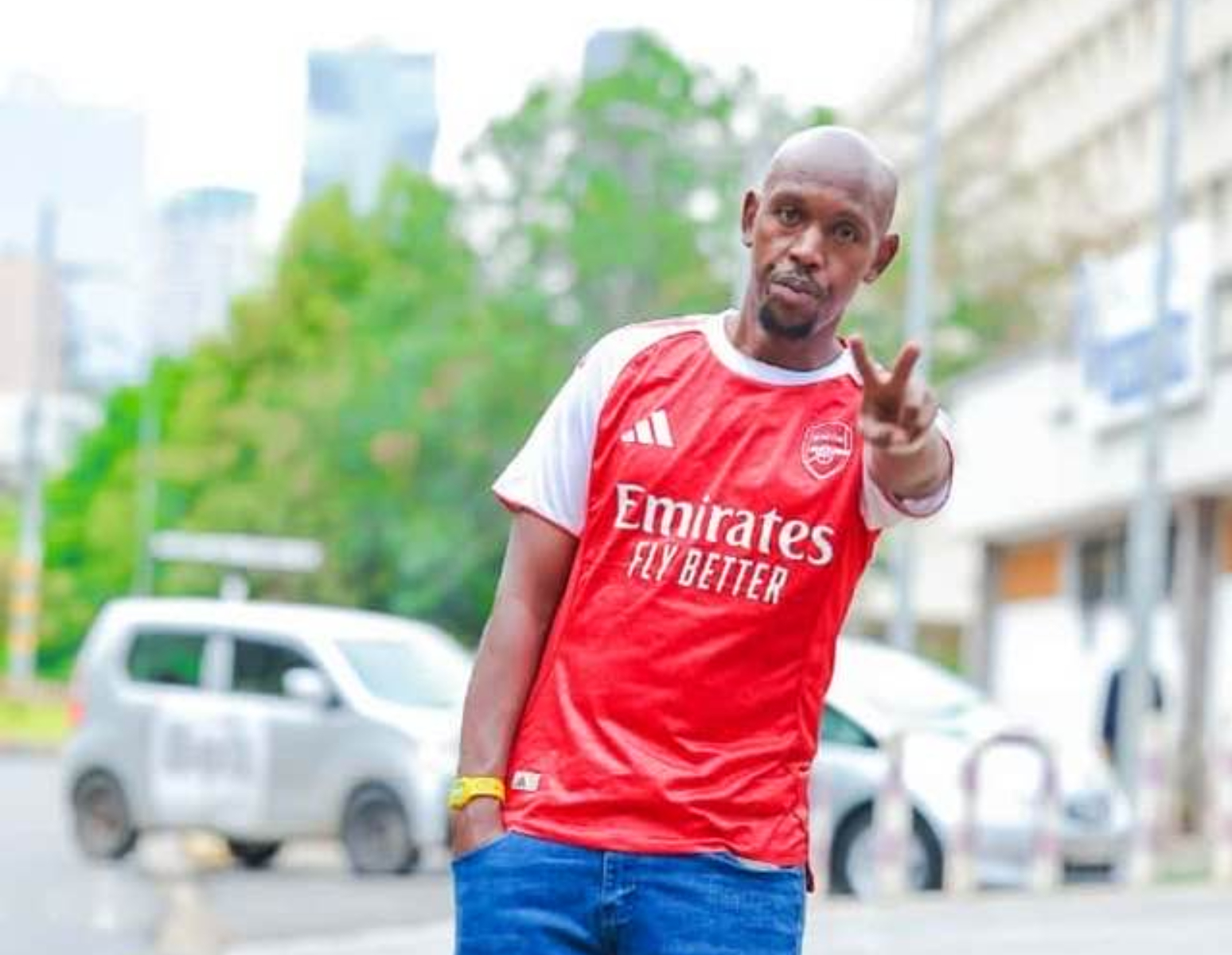 Mosiria predicts Arsenal will crush Man United 2-0