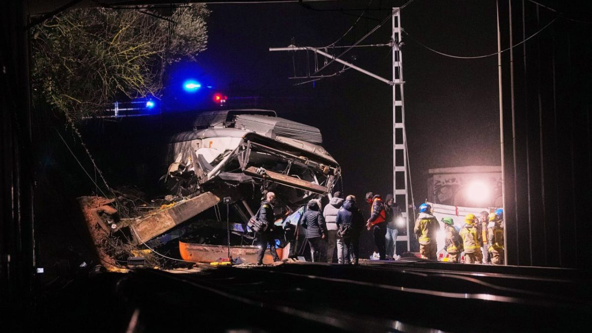 Train driver killed in second deadly Spain rail crash in days