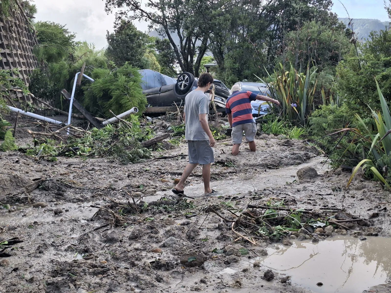Scores feared dead after going missing during New Zealand landslide