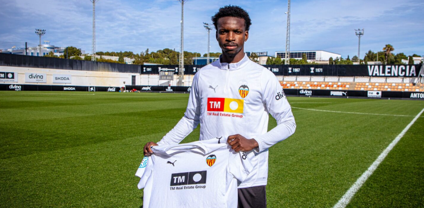 Amos Wanjala in Valencia's jersey. PHOTO/www.valenciacf.com