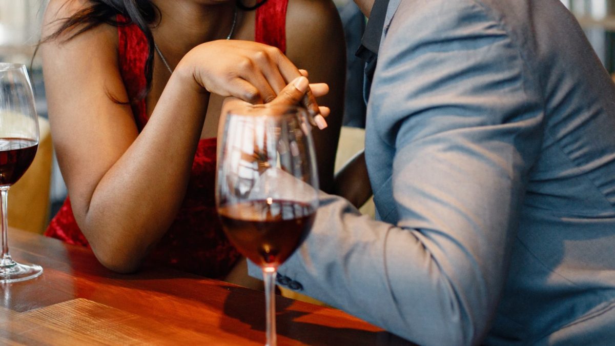 8 pickup lines women find hard to resist