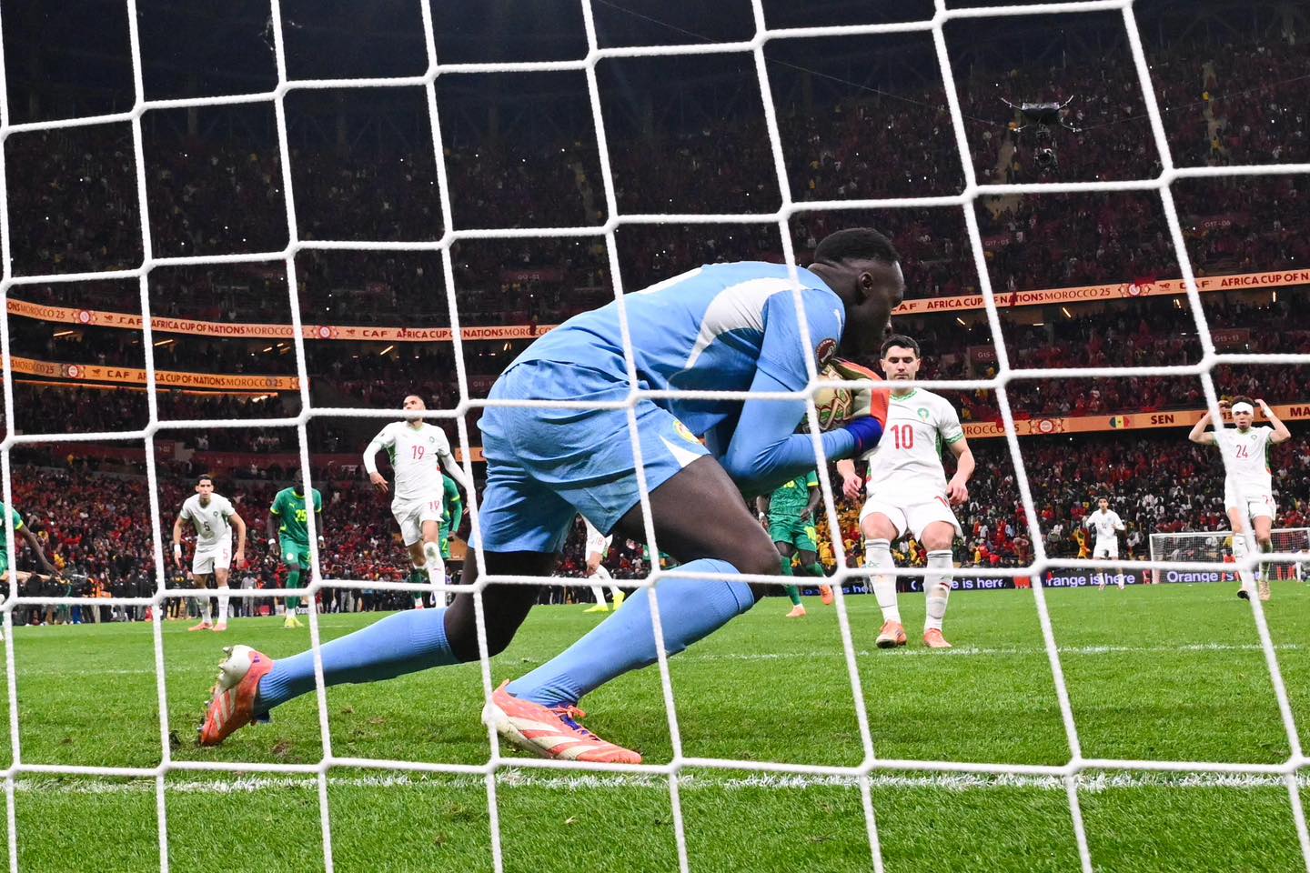 Towel drama: Piece of cloth that has sparked off-field battles in football
