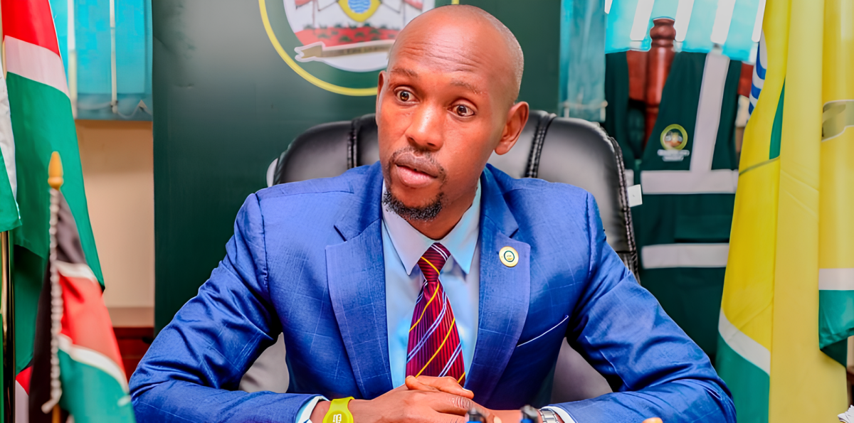 Geoffrey Mosiria looks shocked during apast media presser. PHOTO/https://web.facebook.com/kiongozi.mosiriake