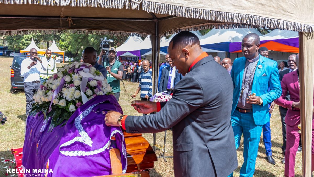 Emotional scenes as Bishop Kiengei leads burial of JCM member who died of cancer
