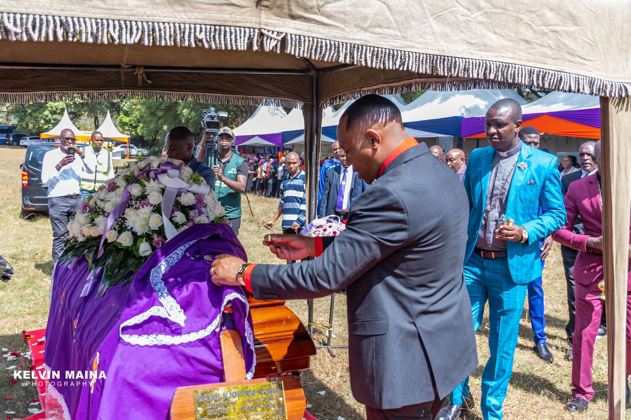 Emotional scenes as Bishop Kiengei leads burial of JCM member who died of cancer