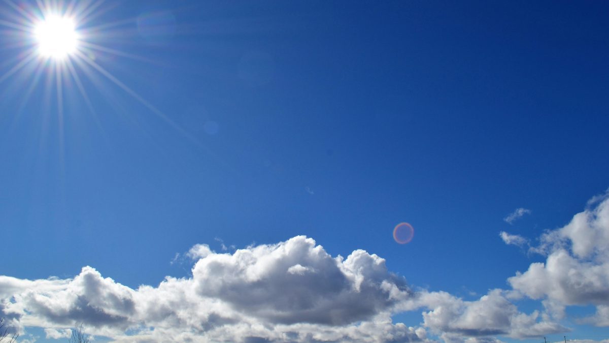 Weatherman predicts sunshine with isolated showers across Kenya