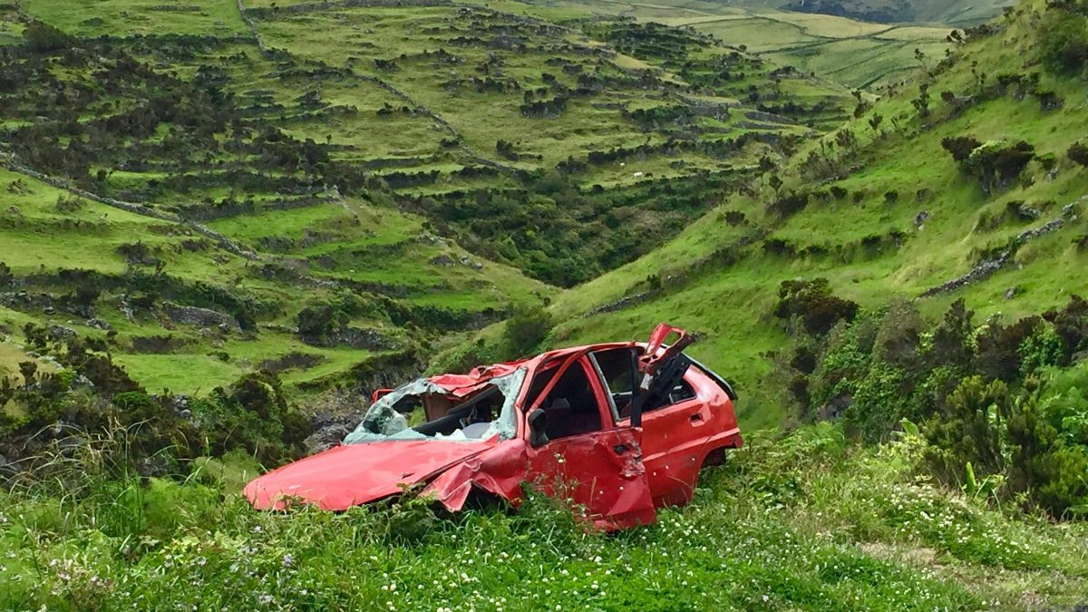 5 things to do immediately you encounter an accident scene