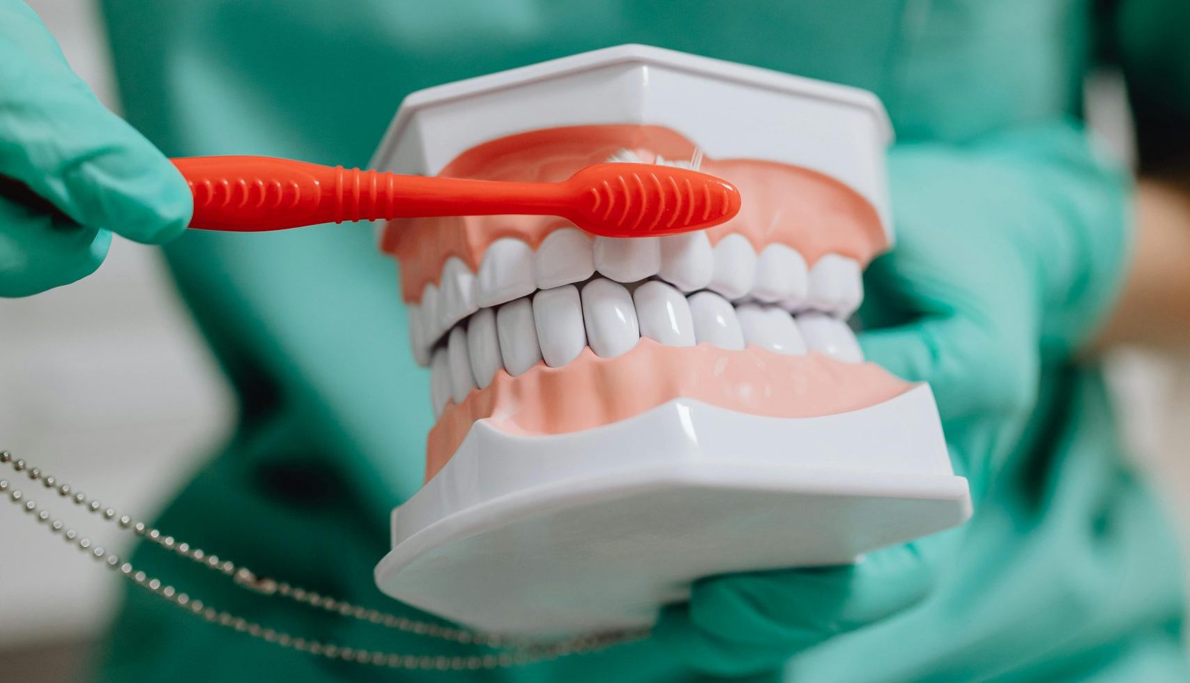 5 non-negotiables for your toothbrush