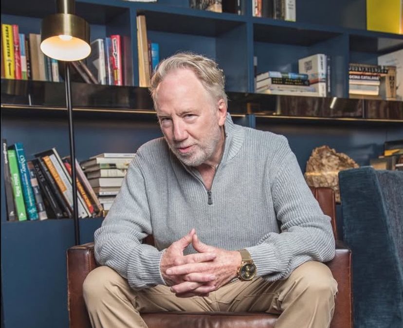 Authorities issue arrest warrant for Emmy Award-winning actor Timothy Busfield