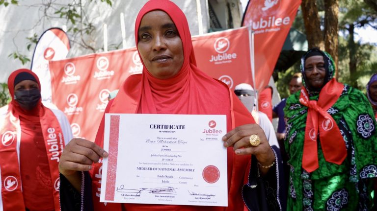 Bina Mohamed Tupi displays her Jubilee Party nomination certificate ahead of the upcoming Isiolo South parliamentary by-election. PHOTO/@HonKioni/X