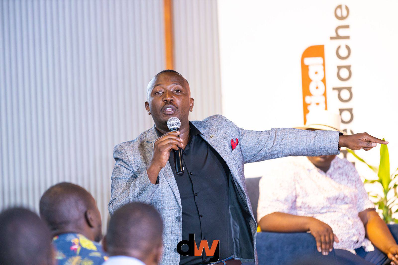 Fanya Mambo slams MP John Kiarie for living his fictional TV role as Ruto’s sycophant