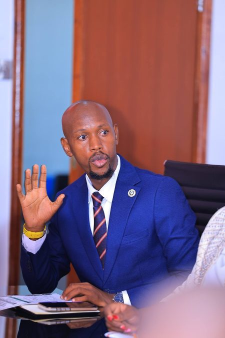 Nairobi County Chief Officer for Citizen Engagement and Customer Service Geoffrey Mosiria. PHOTO/ https://www.facebook.com/kiongozi.mosiriake