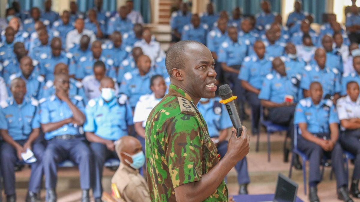 Muchiri Nyaga delivers a keynote speech at Kenya Police Training College in Kiganjo, Nyeri. PHOTO/https://www.facebook.com/nationalpoliceke