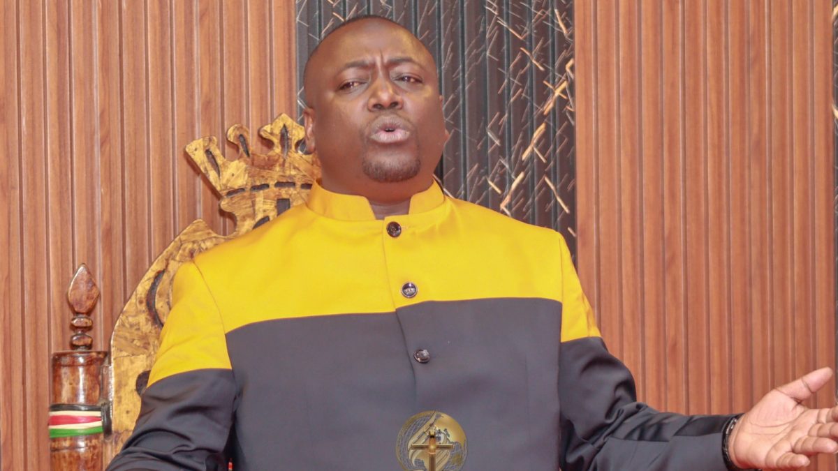 Miracle Money: Kanyari gives cash to congregants