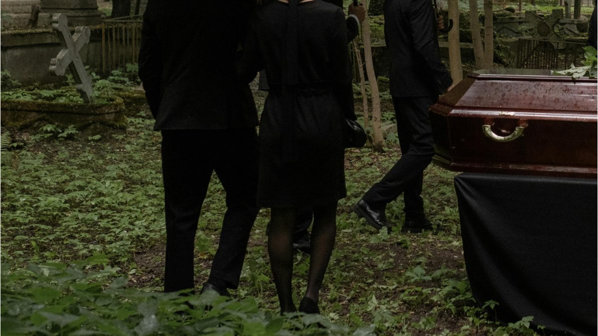 Deep history and tradition behind the wearing of black clothes at funerals