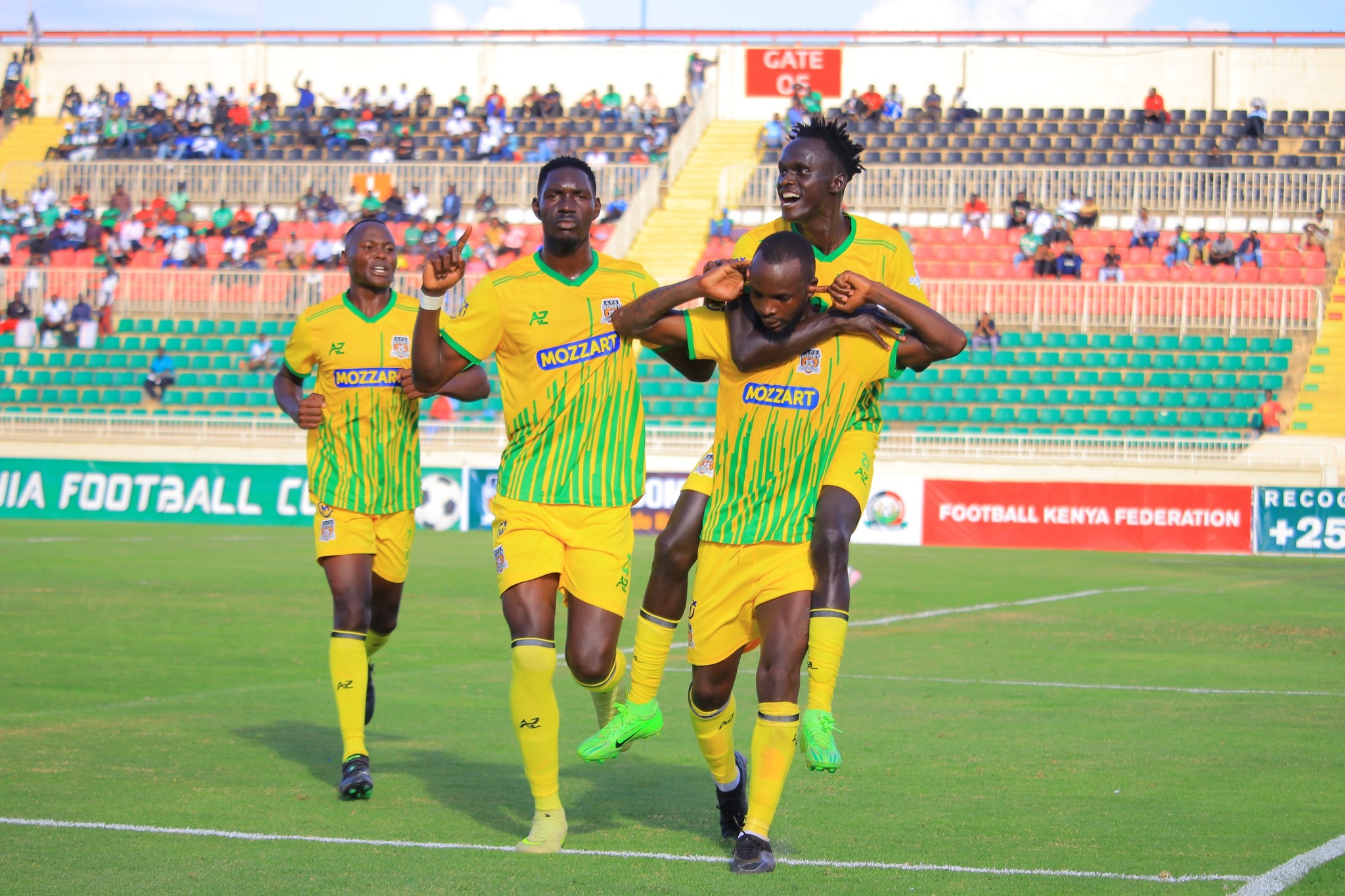 Hansel Ochieng earns Pamzo’s praise after repeated heroics against Gor Mahia