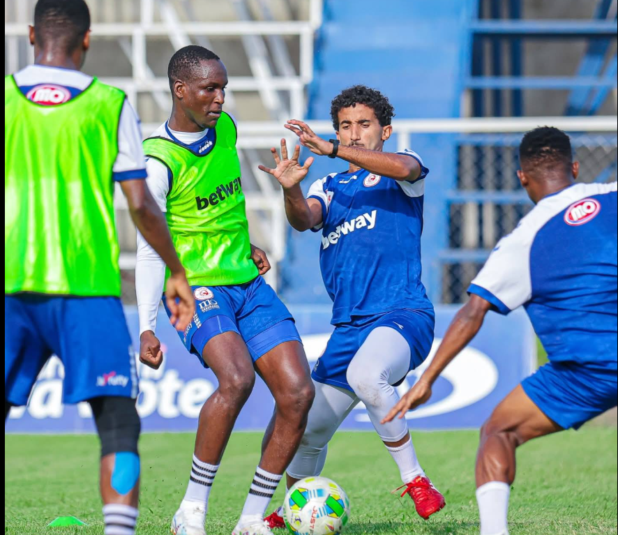Simba SC coach quashes Harambee Stars ace Bajaber exit reports