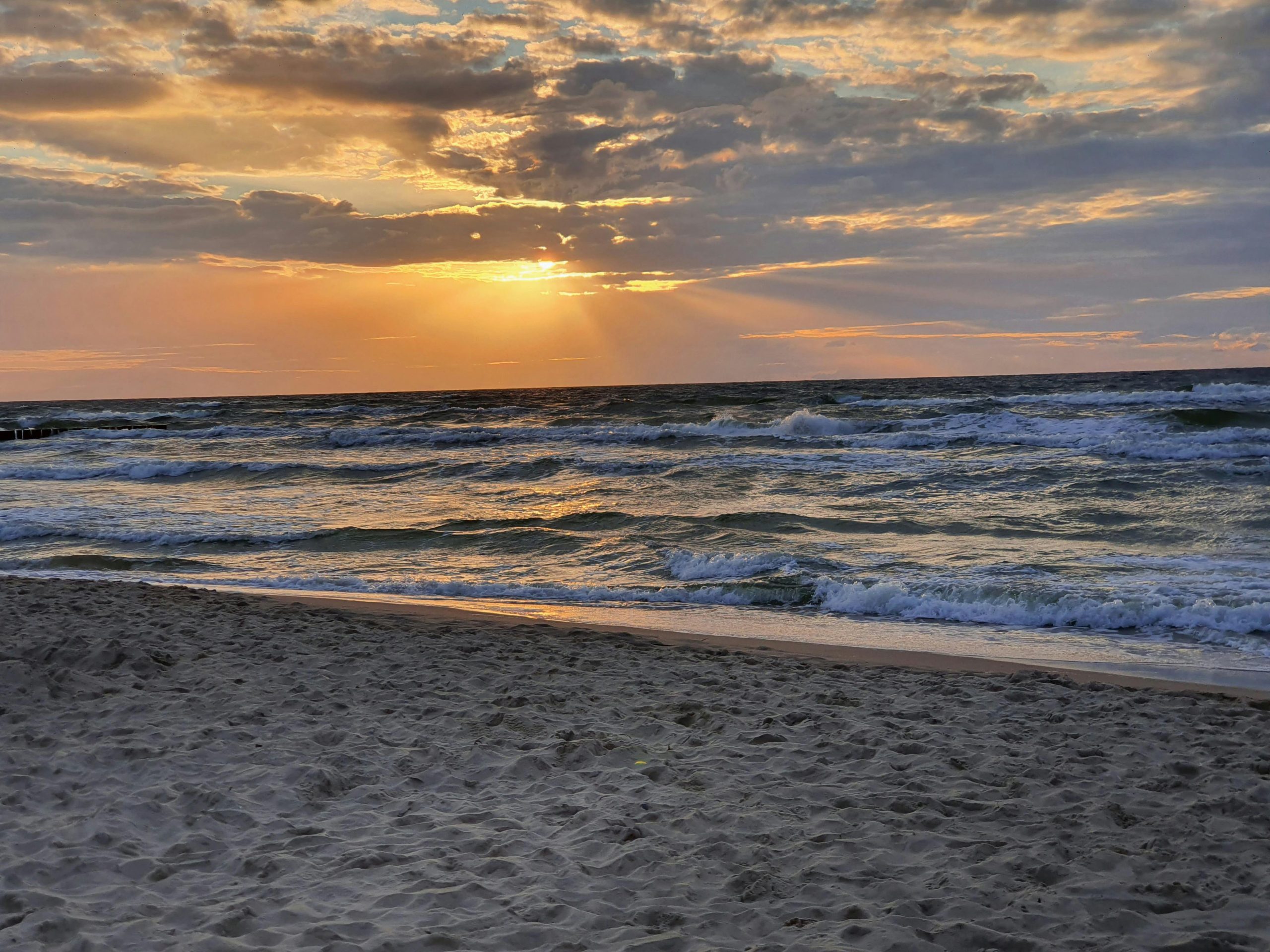 13-year-old swims 4 hours to save family after being swept out to sea