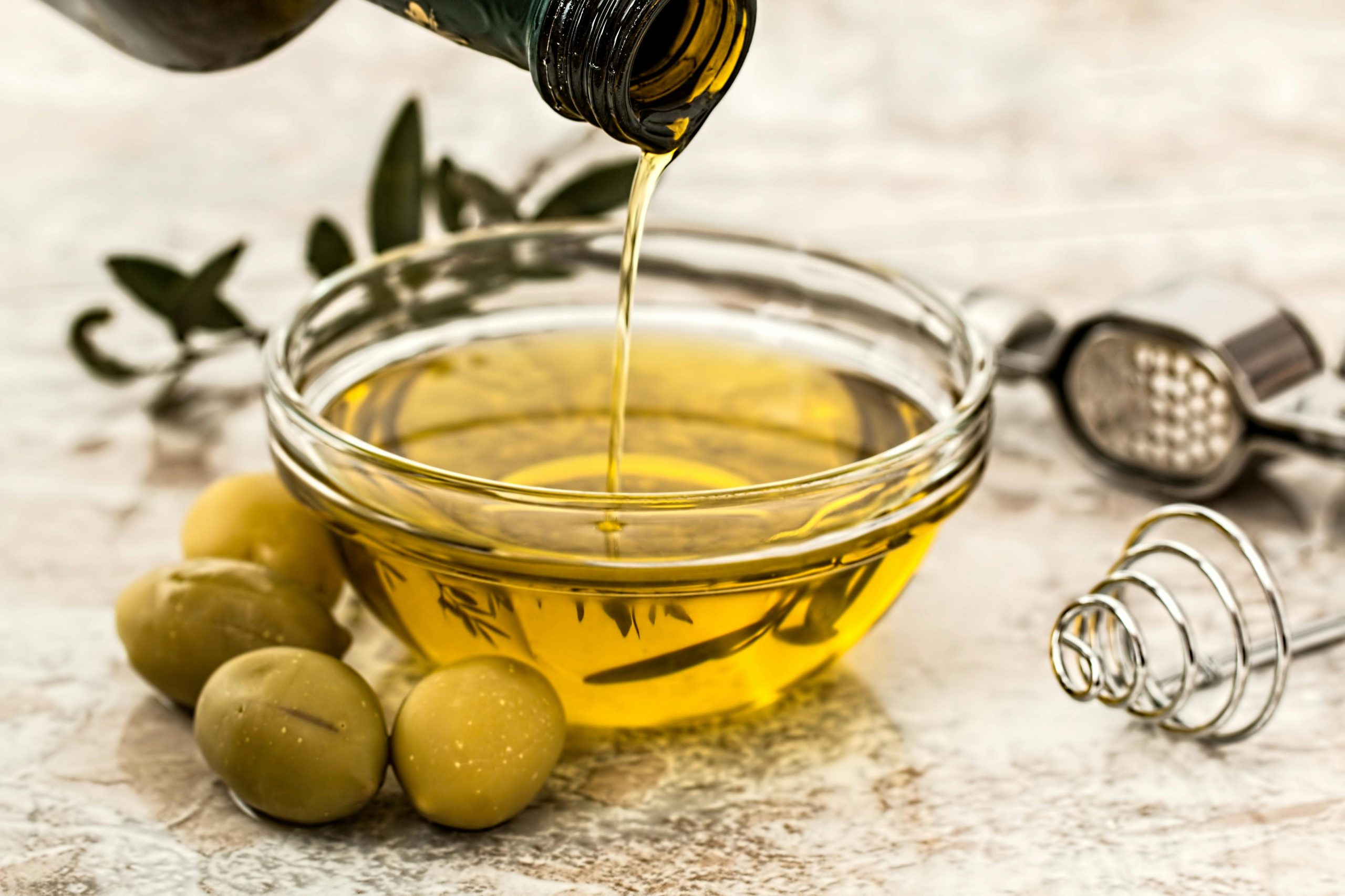 Olive oil and bone broth: Do viral gut health foods actually work?