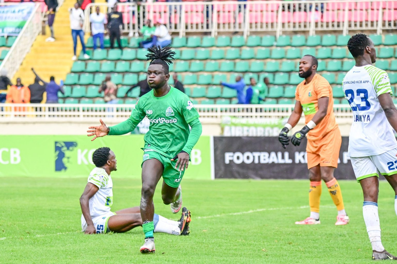 spotlight-on-musa-shariff-and-musa-masika-as-gor-mahia-mathare-clash