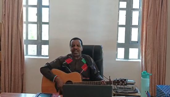 Reuben Kigame singing. PHOTO? A screengrab image by K24 Digital from @ReubenKigame