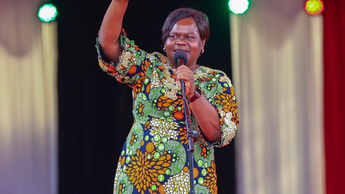 Homabay Governor Gladys Wanga addressing a crowd in Migori on Sunday, March 22, 2026. PHOTO/ https://www.facebook.com/GladysWanga043