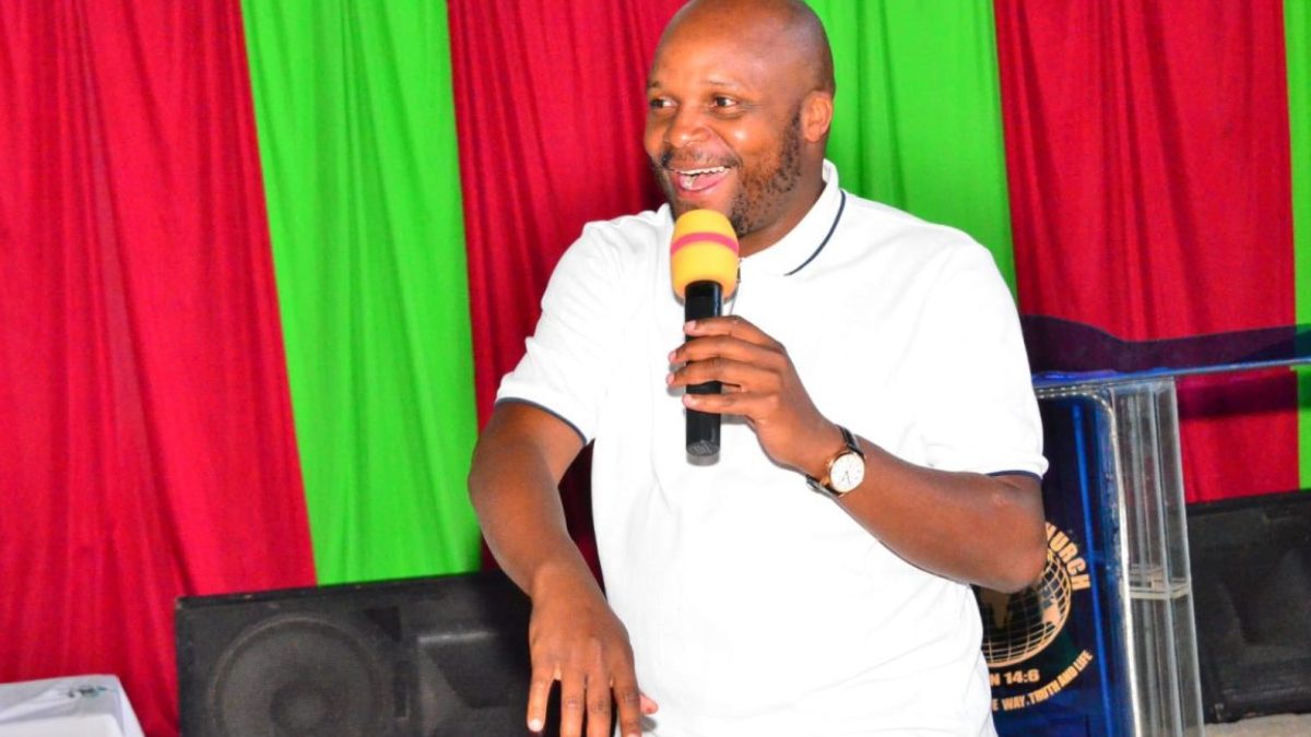 Lang’ata Member of Parliament Jalang’o. PHOTO/ https://www.facebook.com/MzeeJalangoMwenyewe