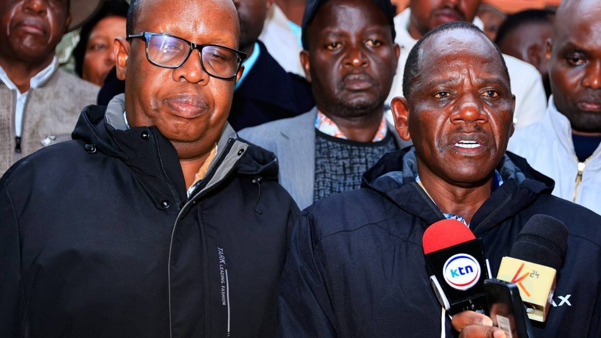 MTRH CEO Philip Kirwa (L) during a press briefing. PHOTOhttps://www.facebook.com/ChelilimArapBii