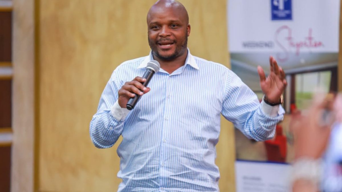 Lang’ata Member of Parliament Felix Odiwuor, popularly known as Jalang’o. PHOTO/ https://www.facebook.com/MzeeJalangoMwenyewe