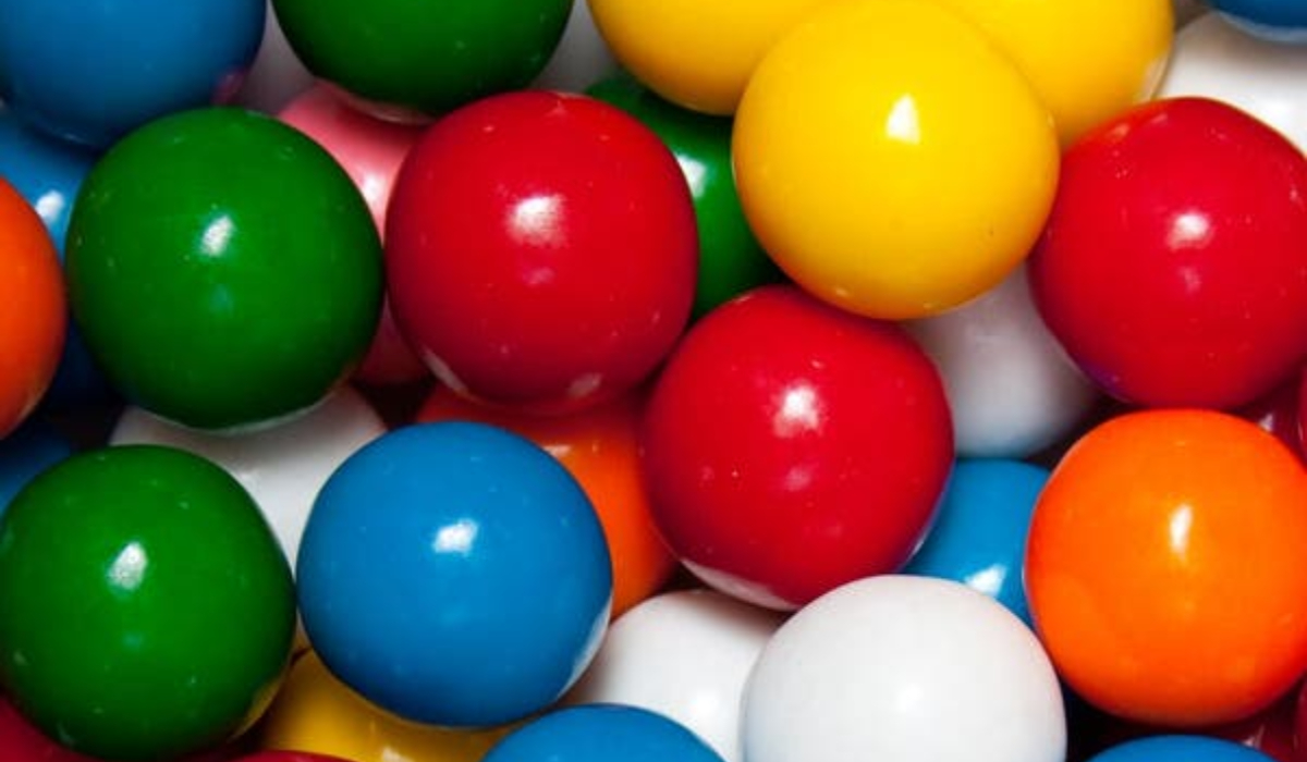 What happens when you swallow chewing gum