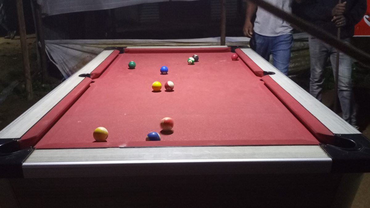 How to play pool table game like a pro from beginner