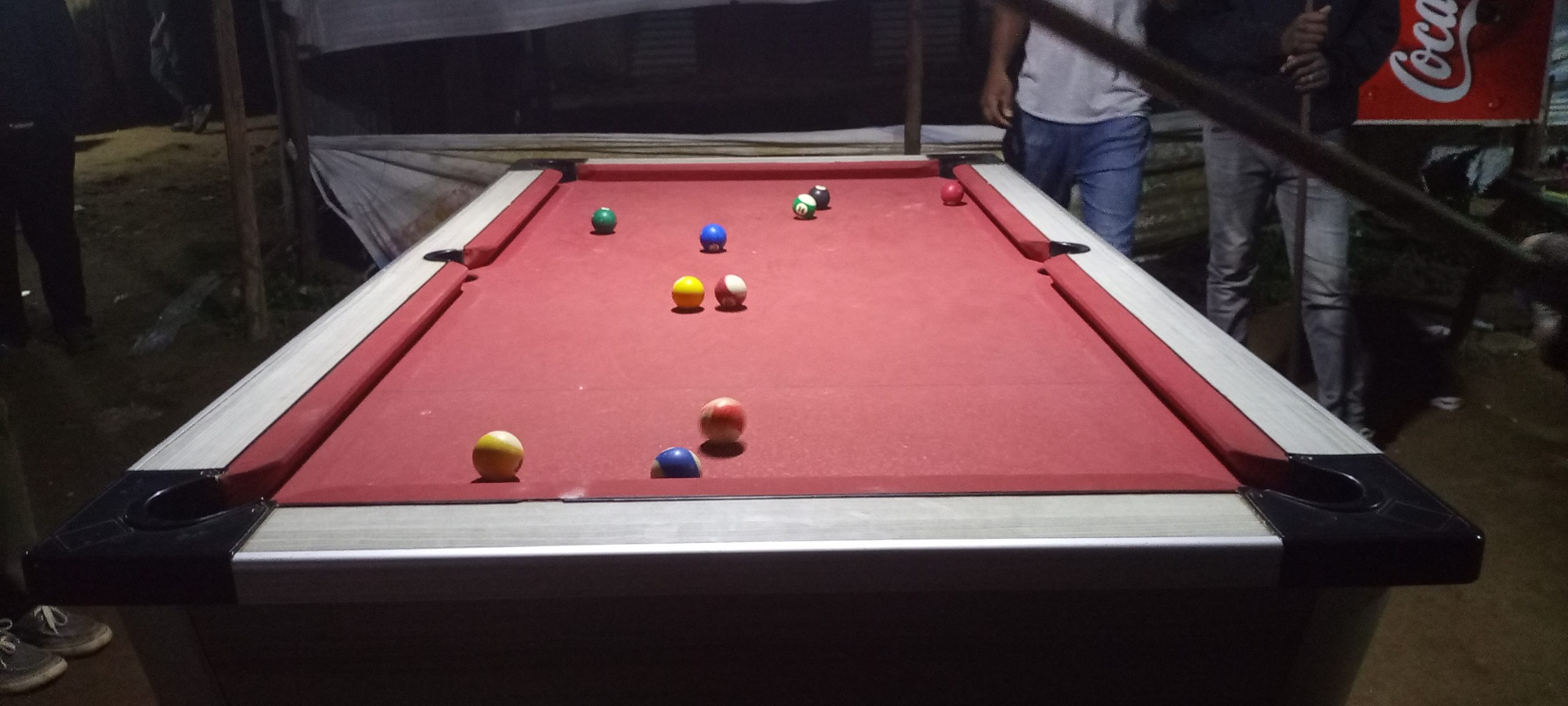 How to play pool table game like a pro from beginner