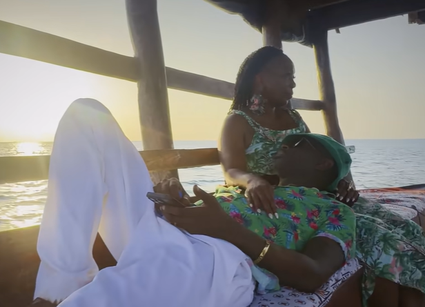 Nameless and his wife Wahu in the new Nasinzia music video. PHOTO/Screengrab by K24 Digital