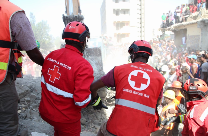 The Kenya Red Cross Society team during the rescue operation in Shauri Moyo on Monday, March 16, 2026. PHOTO/@KenyaRedCross/X