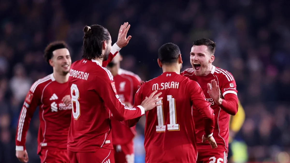Van Dijk’s 100th-minute goal hands Liverpool win over Everton