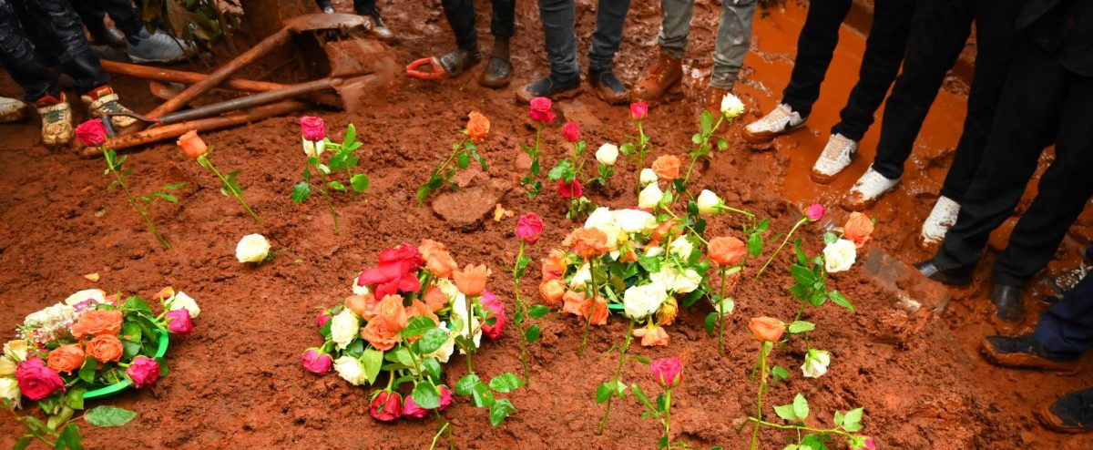 Van Quiz's grave. PHOTO/https://www.facebook.com/Evans.mathay