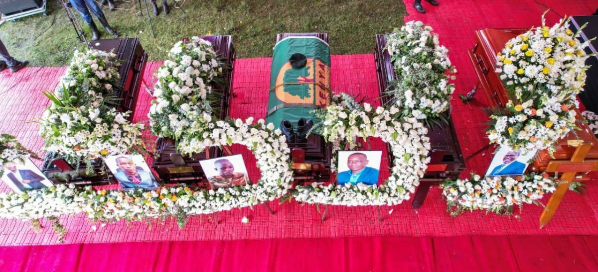 The burial service of the victims of the chopper crash that claimed the lives of 6 people, including Johana Ng’eno. PHOTO/ https://www.facebook.com/KithureKindiki