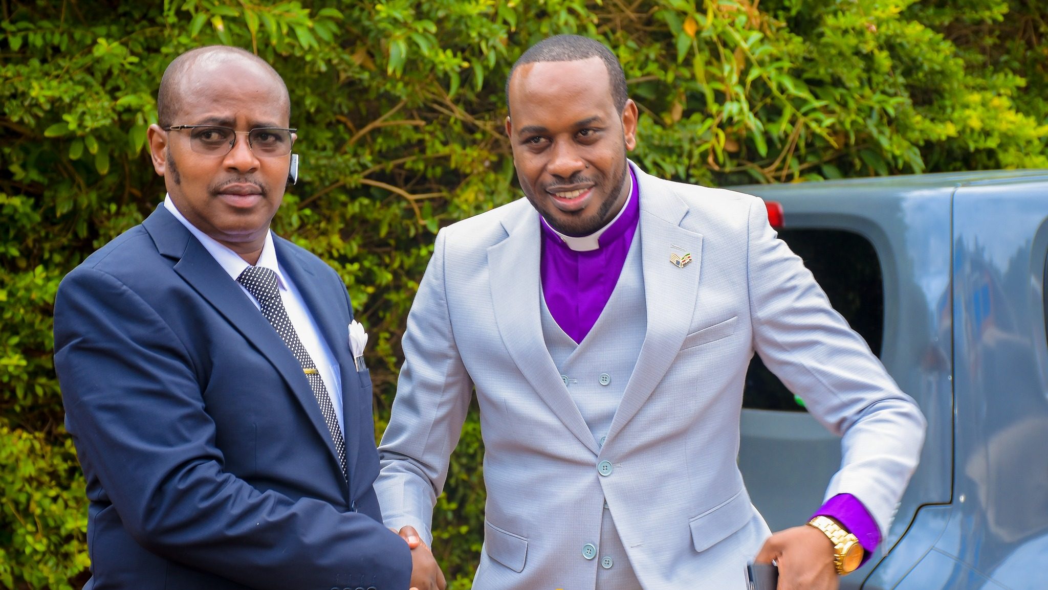 Archbishop JJ Gitahi gives his flowers to Bishop Mwangi Zakayo in heartfelt birthday message