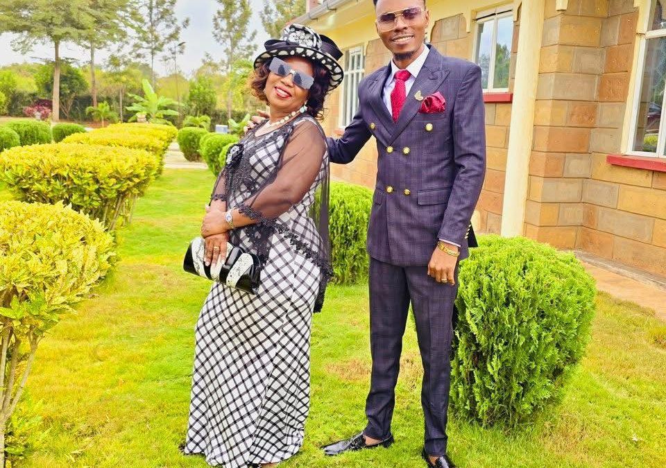 Stephen Kasolo and Mama Tabitha during a past event. PHOTO/https://www.facebook.com/kasolokitole